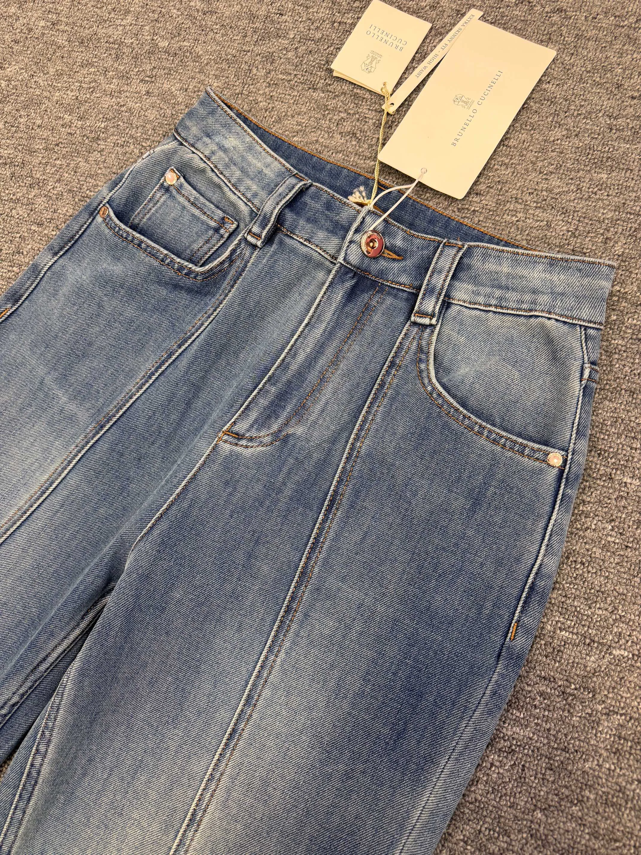 Джинсы Женские Brunello Cucinelli 11676783