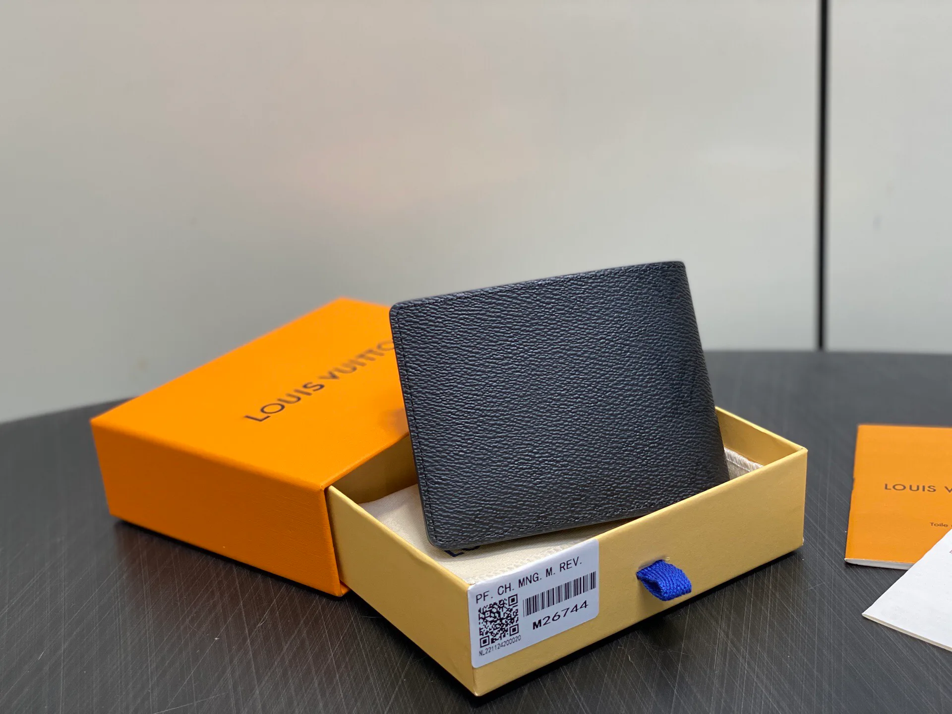 Клатчи Женские Louis Vuitton 1897982