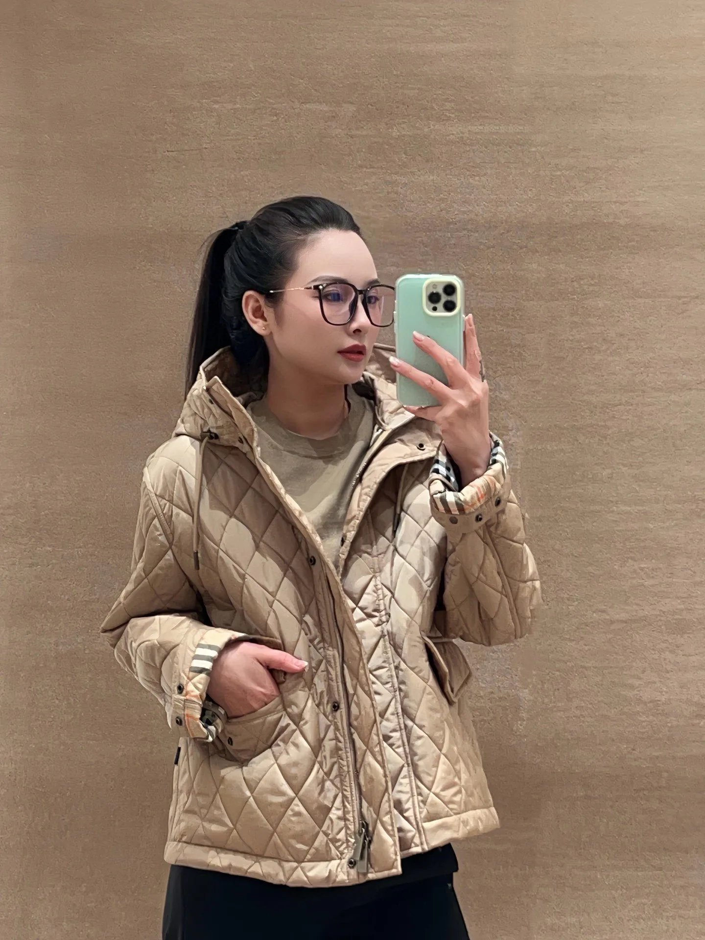 Куртки И Пуховики Женские Burberry 252711