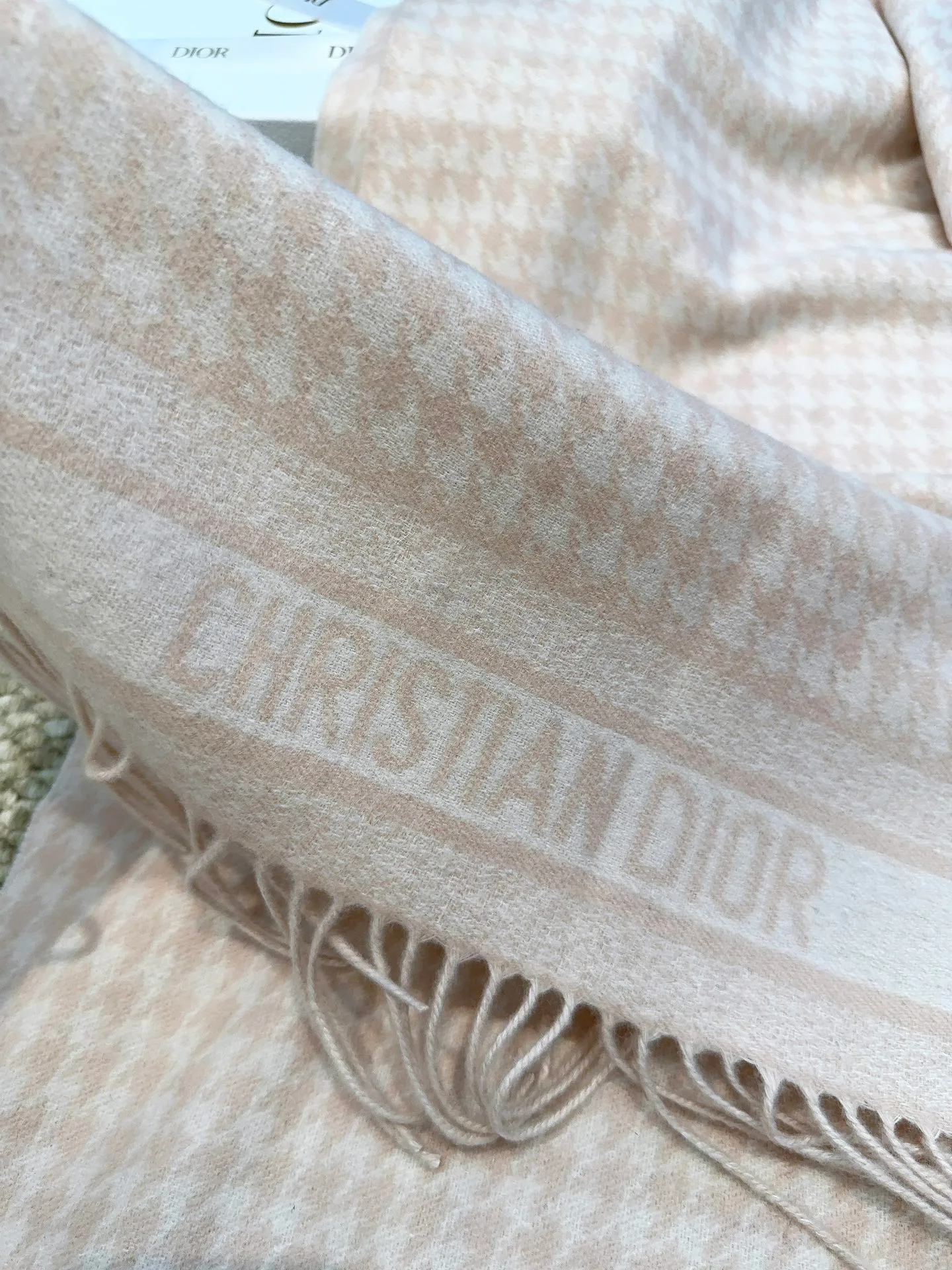 Шарфы Christian Dior 18105445