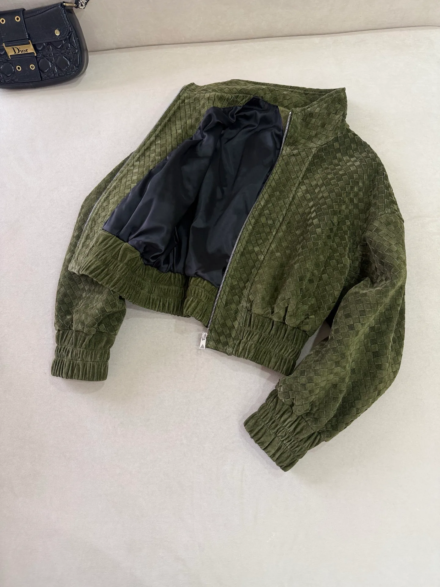 Кожаные Куртки И Дублёнки Женские Bottega Veneta 18208777