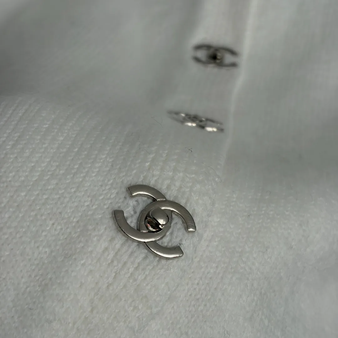 Джемперы И Свитеры Женские Chanel 19575863