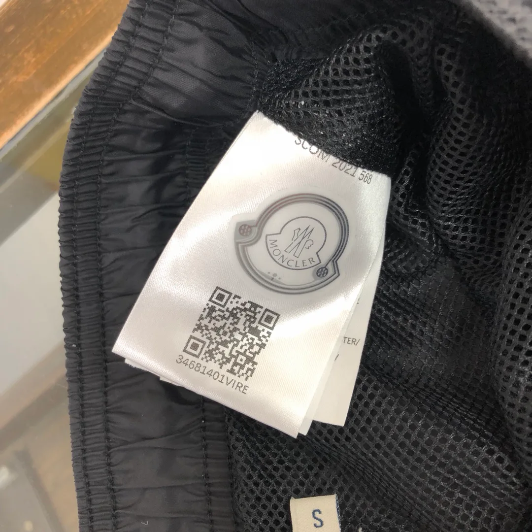 Шорты Мужские Moncler 9599105