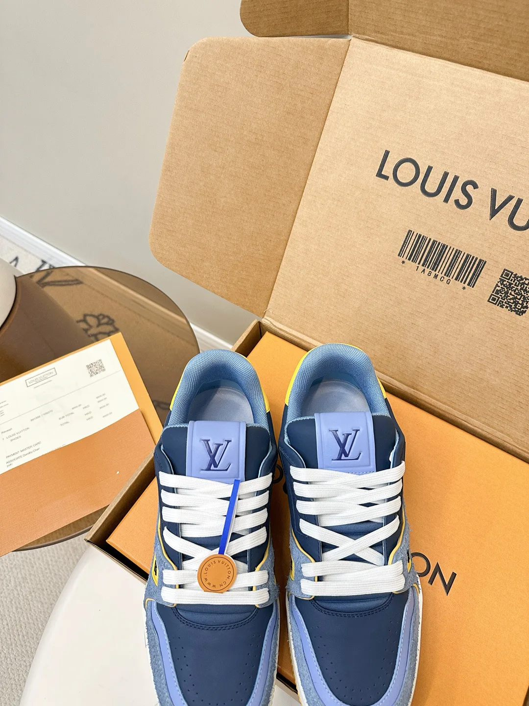 Кроссовки Женские Louis Vuitton 11778732