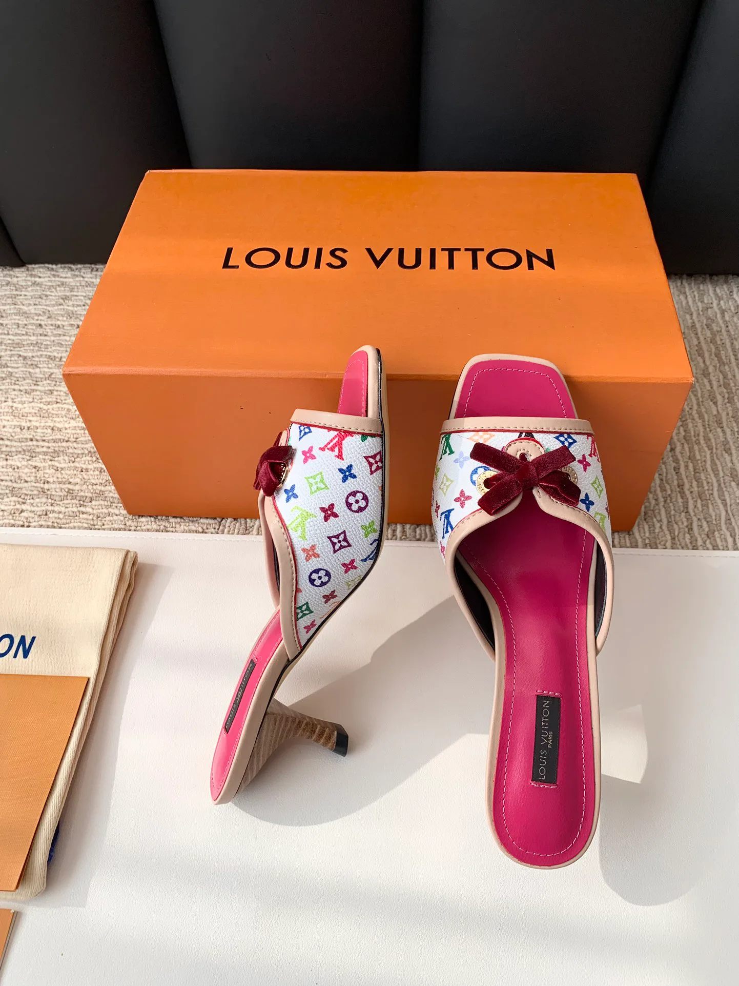 Туфли Женские Louis Vuitton 11263783