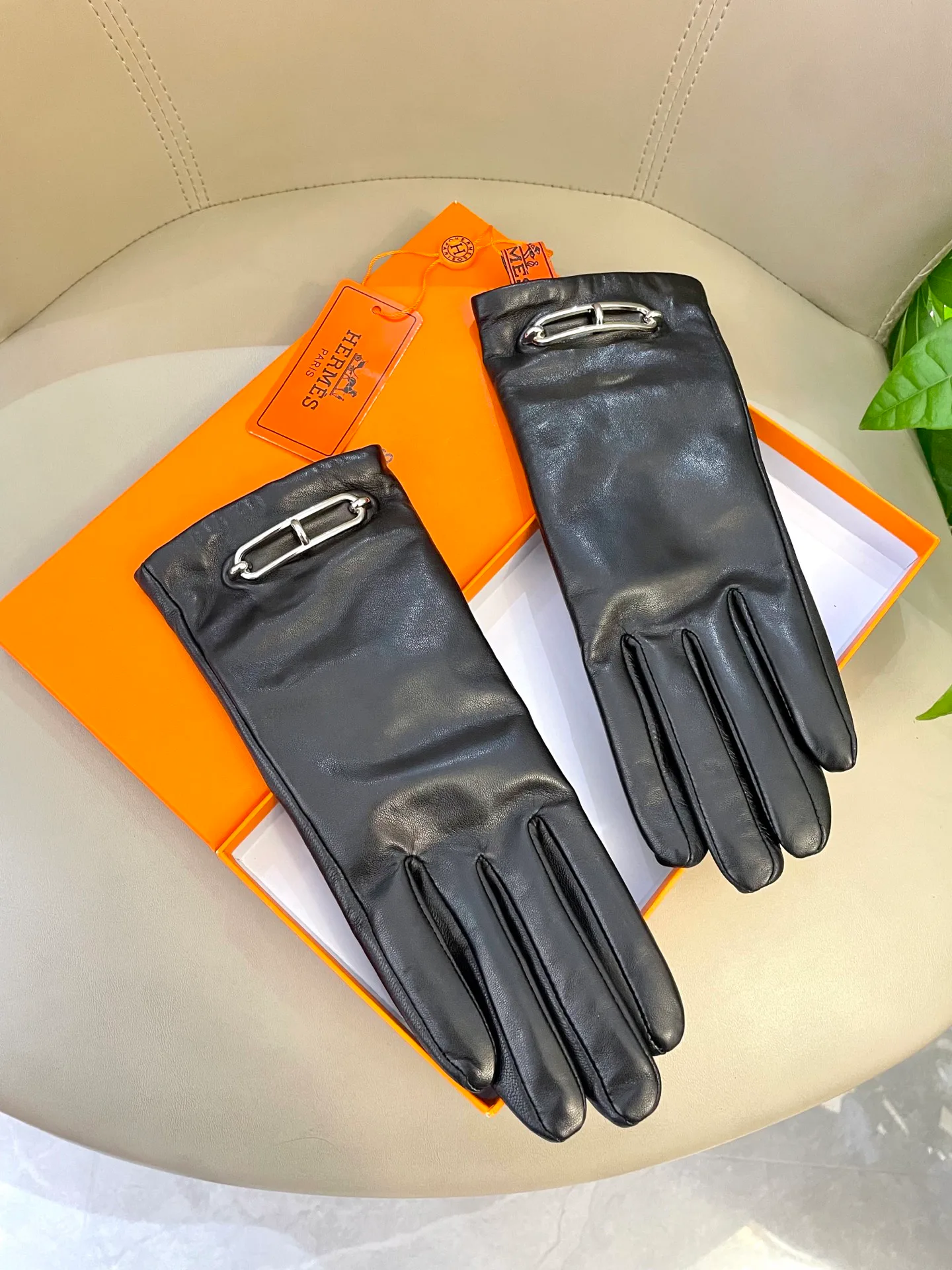 Перчатки Hermes 785708