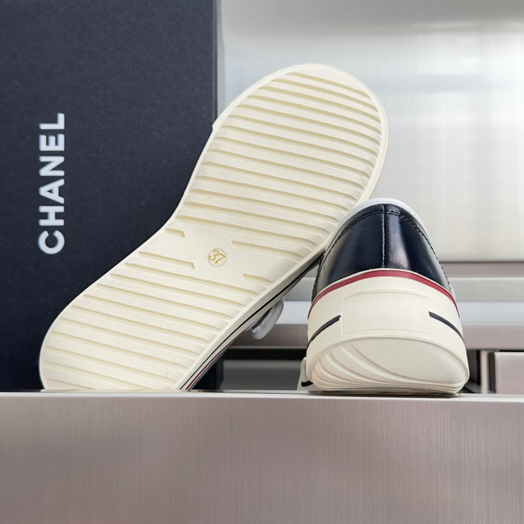 Кроссовки Женские Chanel 19598235