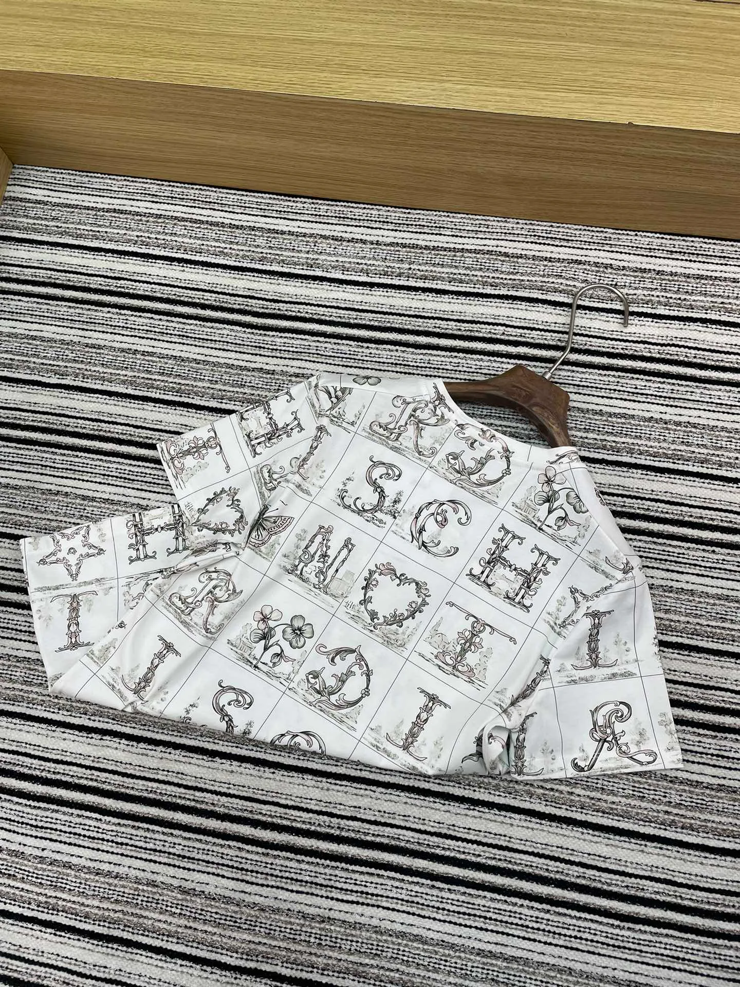 Футболки Женские Christian Dior 1884950