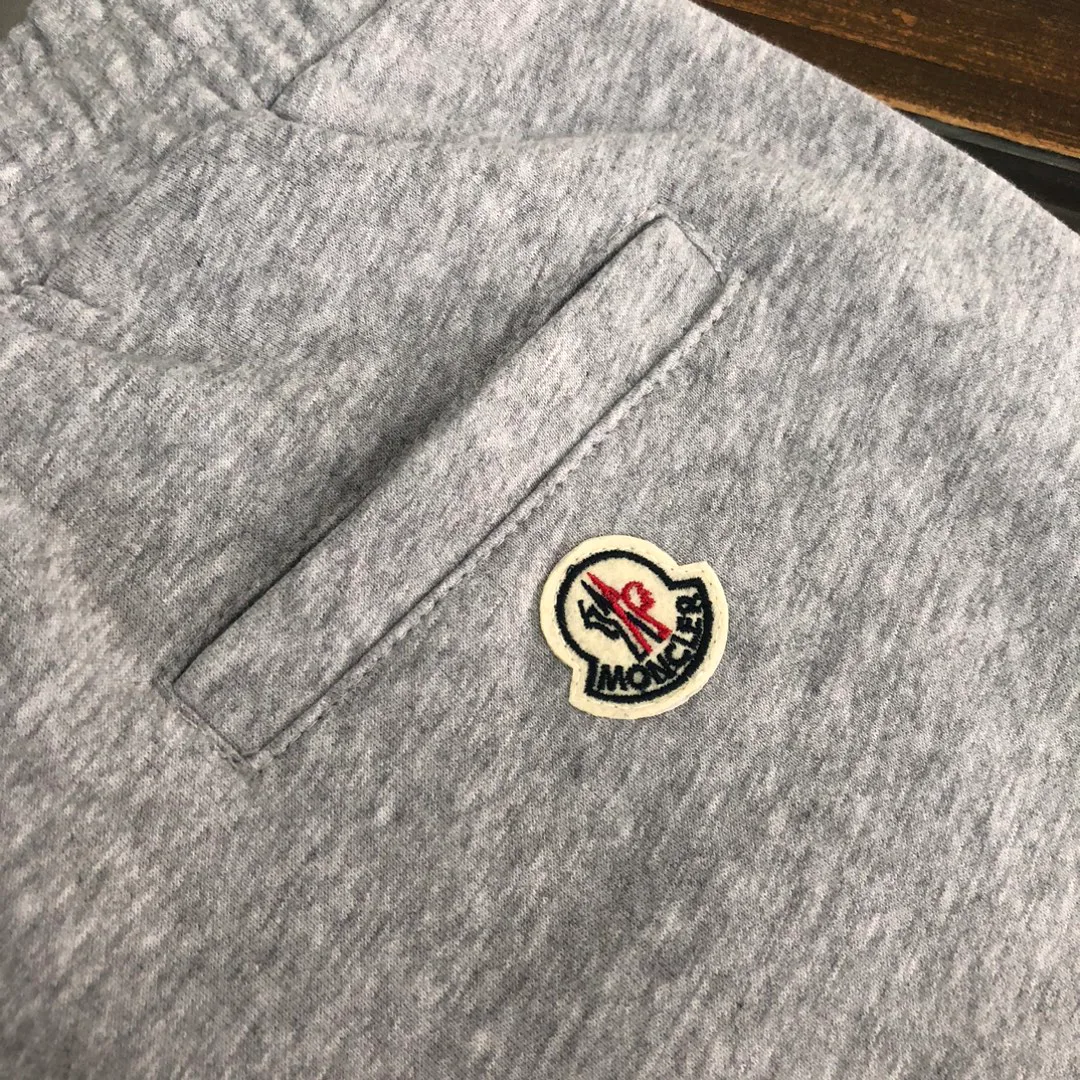 Шорты Женские Moncler 11615944