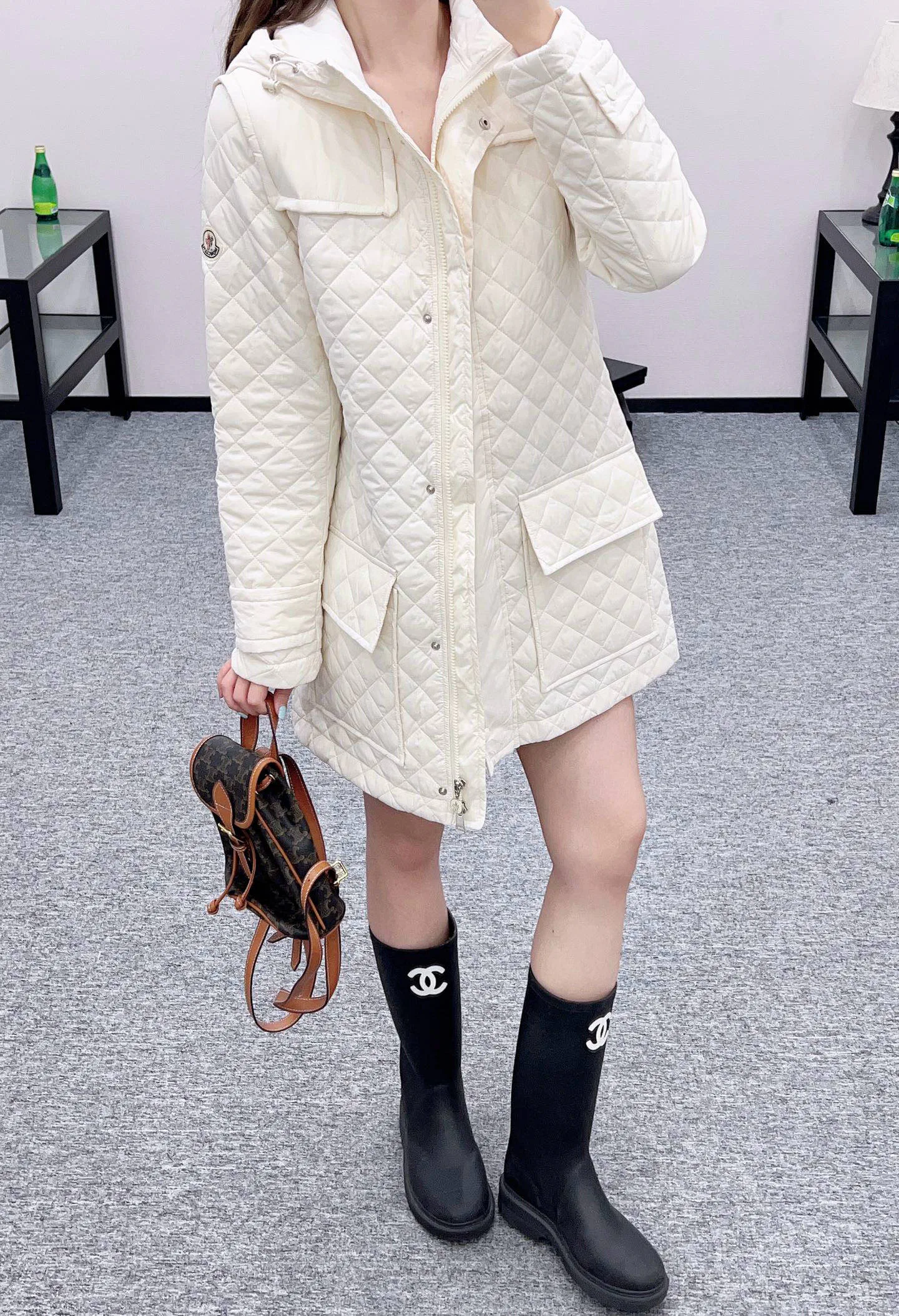 Куртки И Пуховики Женские Moncler 1556503