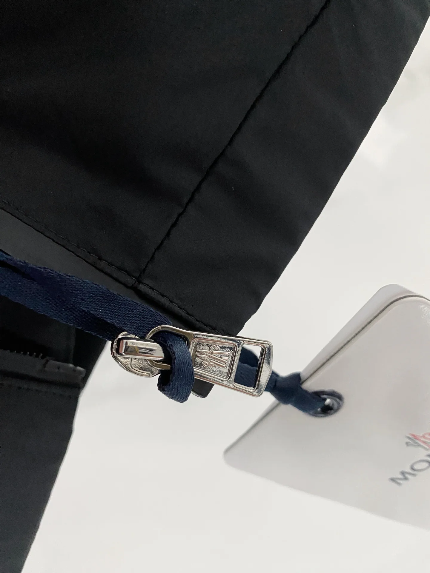 Куртки И Пуховики Мужские Moncler 10610768