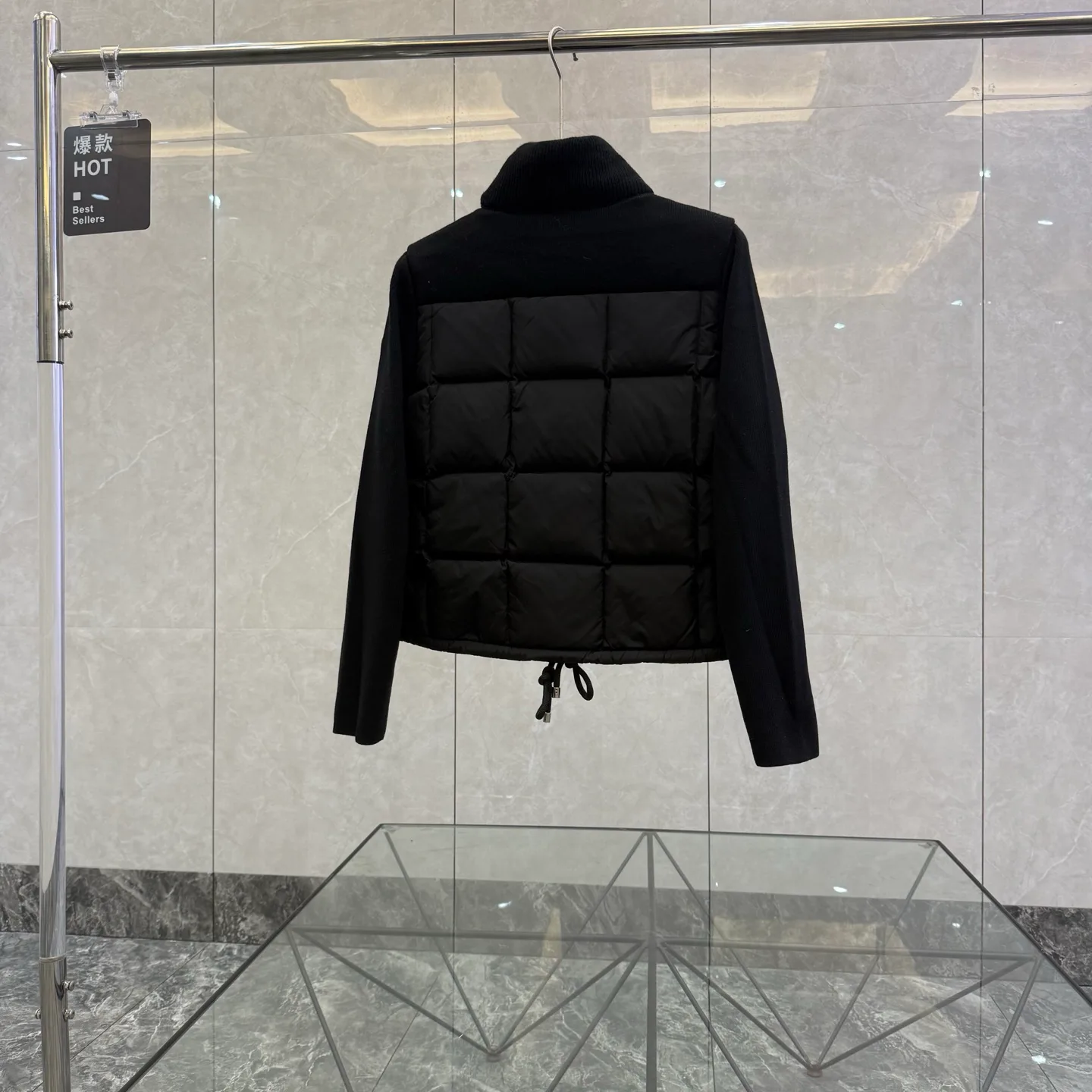 Куртки И Пуховики Женские Moncler 18615057