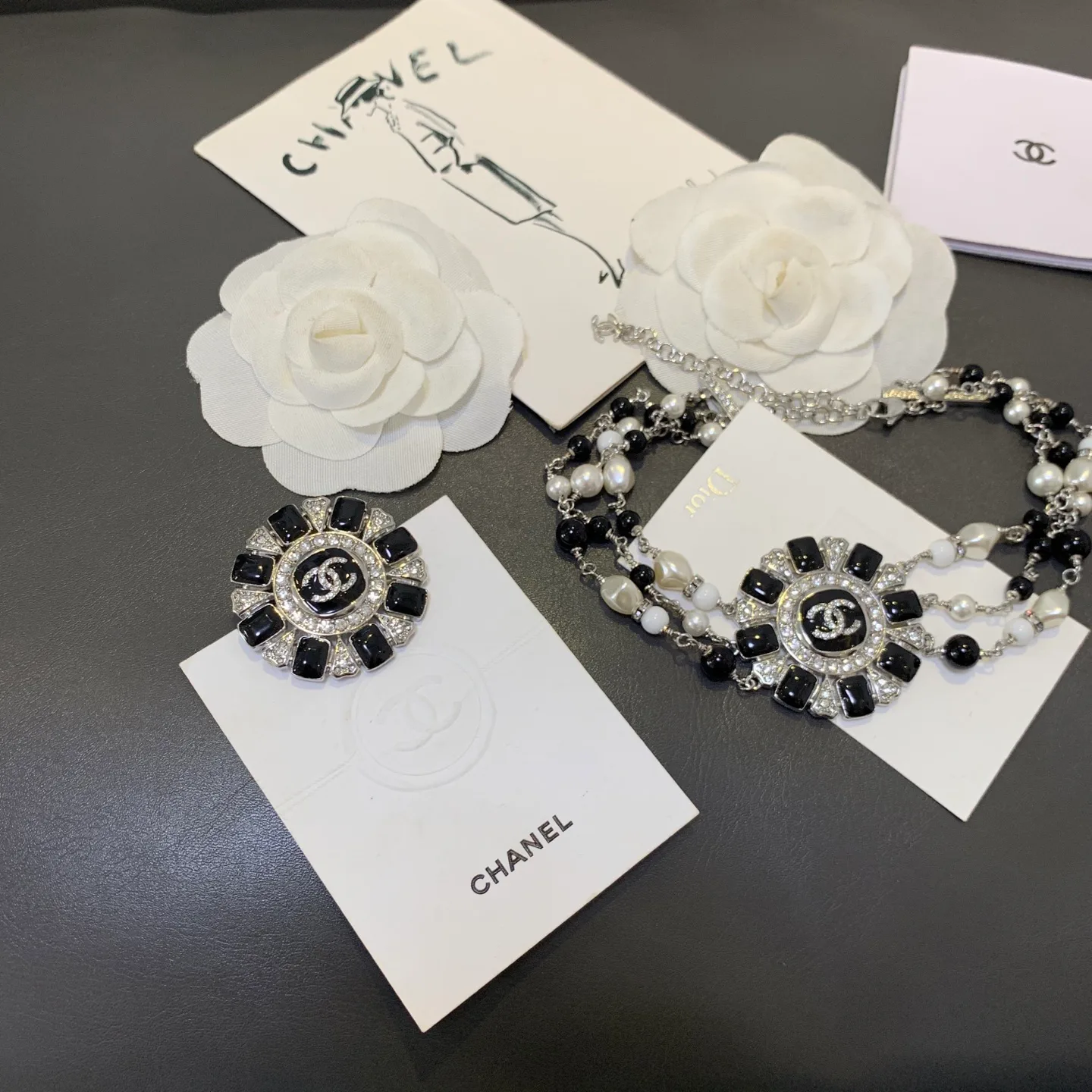 Бижутерия Chanel 6069981