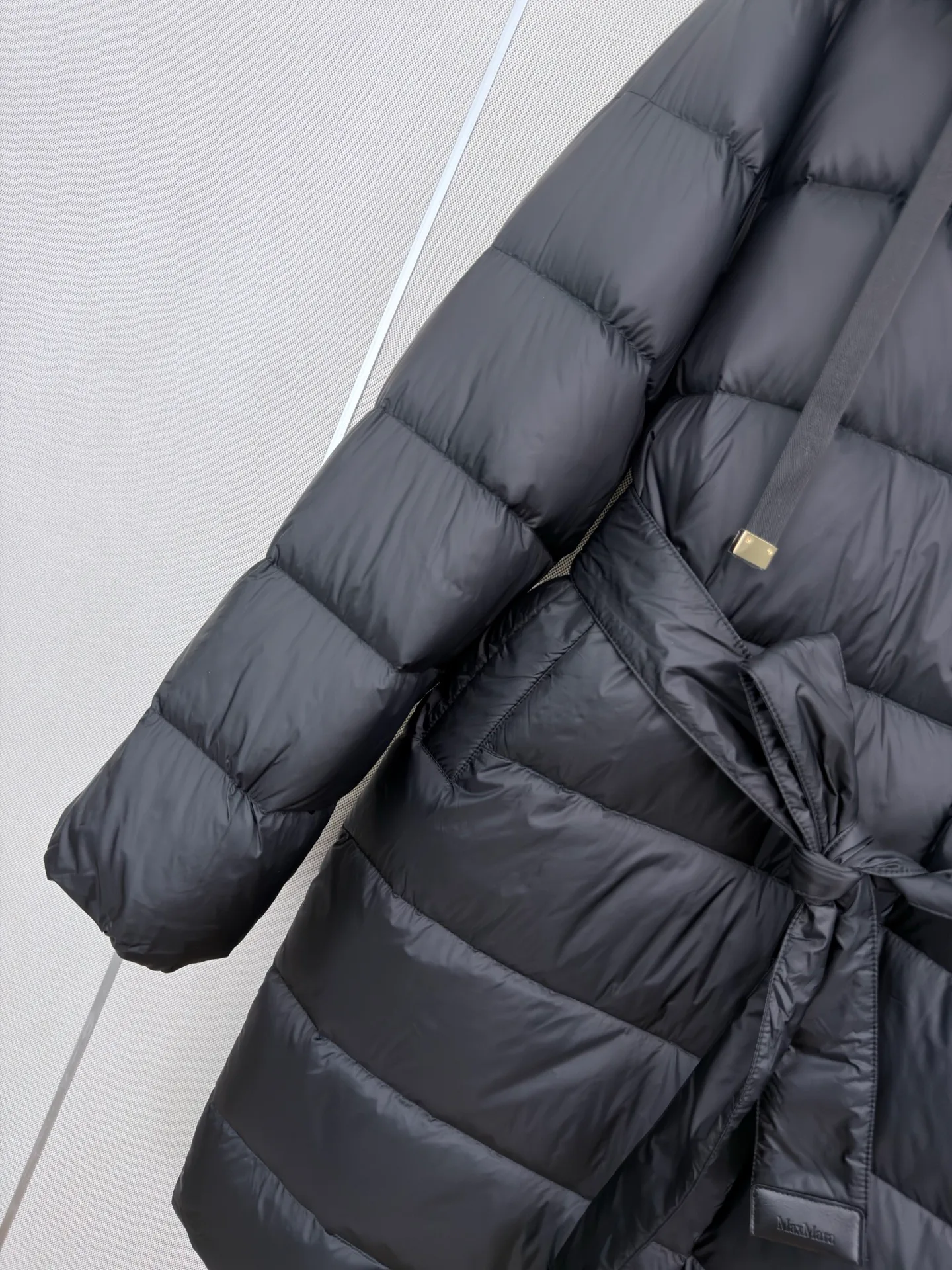 Куртки И Пуховики Женские Max Mara 18108335