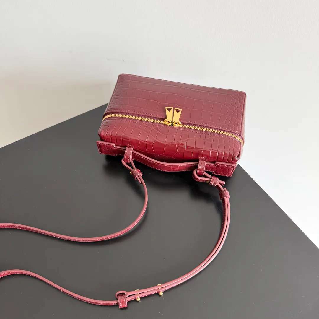 Сумки На Ремне Женские Bottega Veneta 10224986