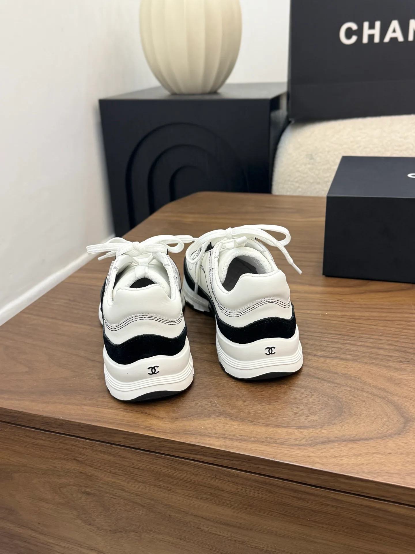 Кроссовки Женские Chanel 11410282