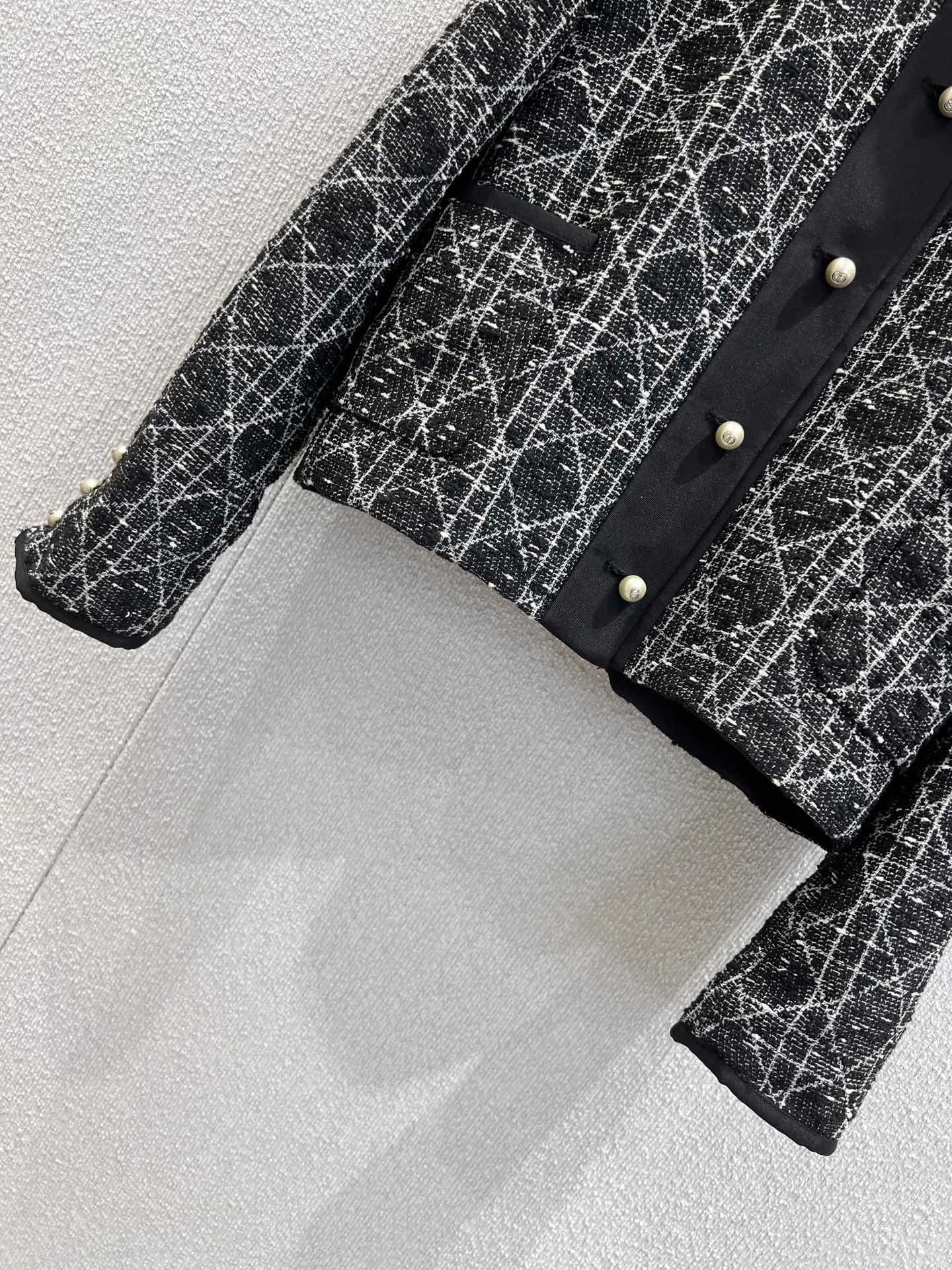 Куртки И Пуховики Женские Christian Dior 5533311