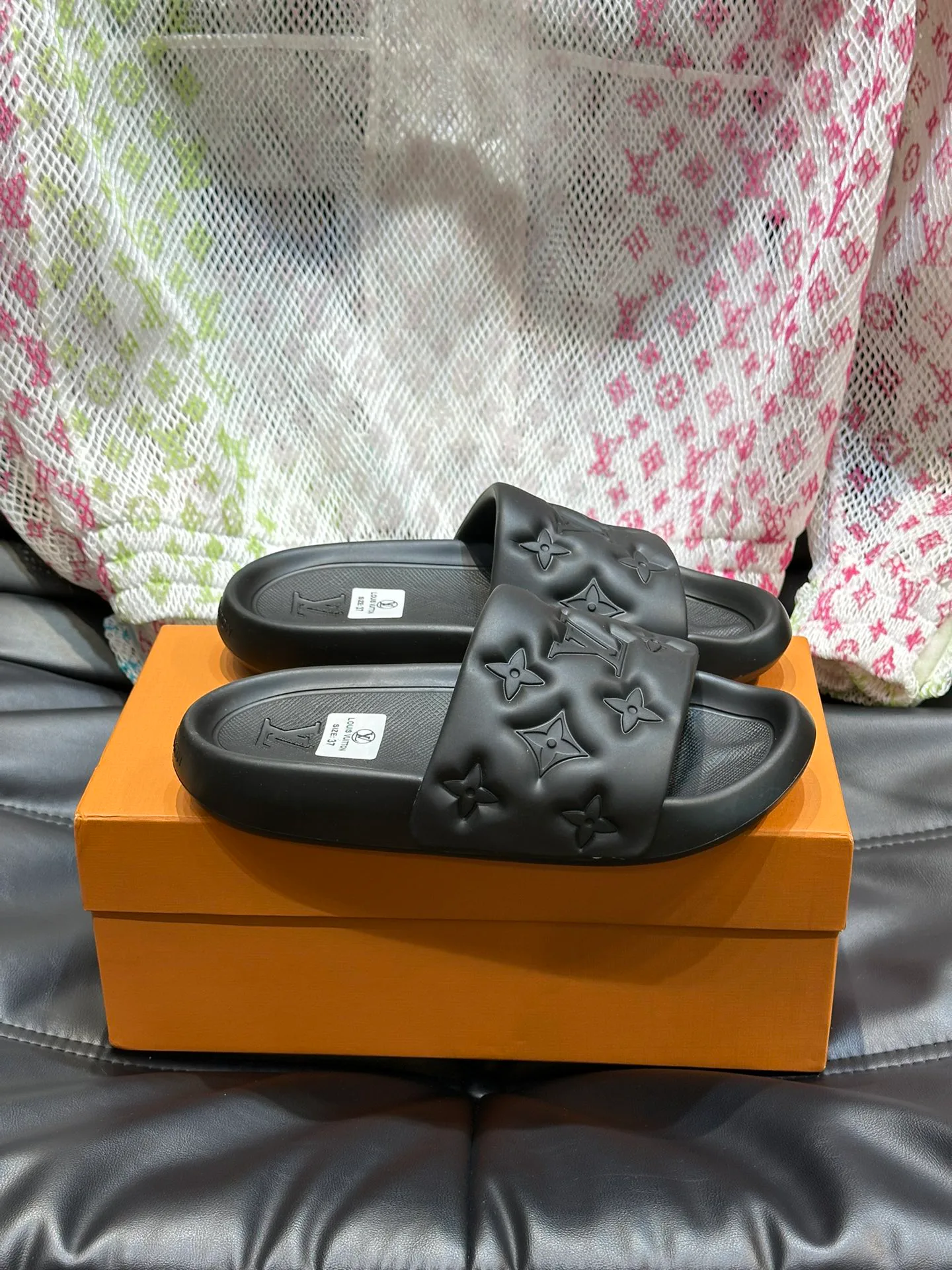 Шлепанцы Женские Louis Vuitton 1202218