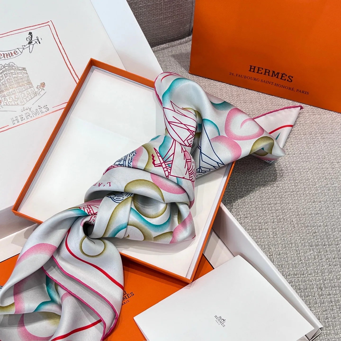 Платки Hermes 12781373