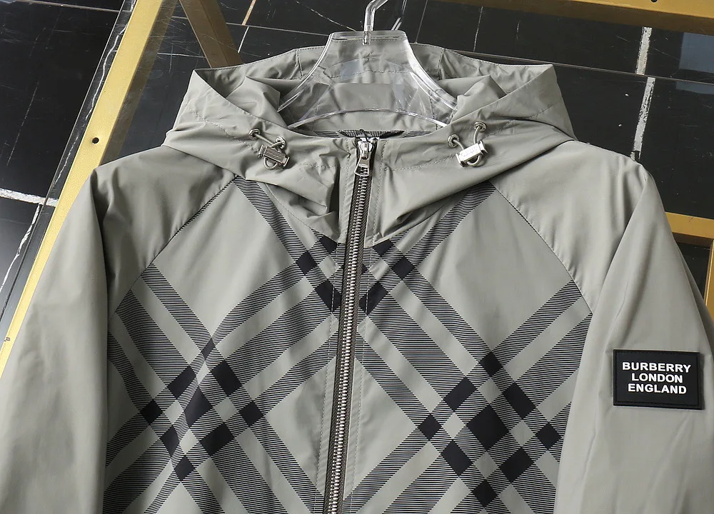 Куртки И Пуховики Мужские Burberry 1176