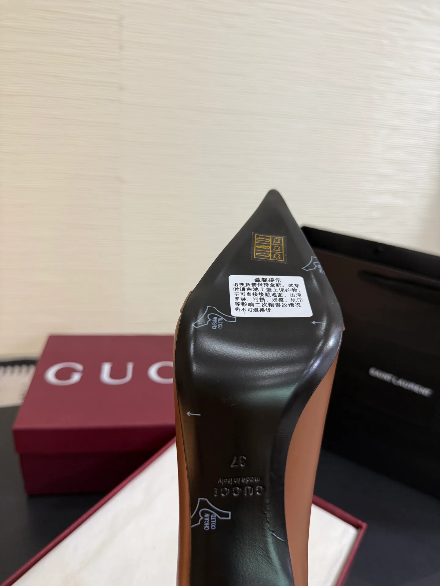 Туфли Женские Gucci 18444620