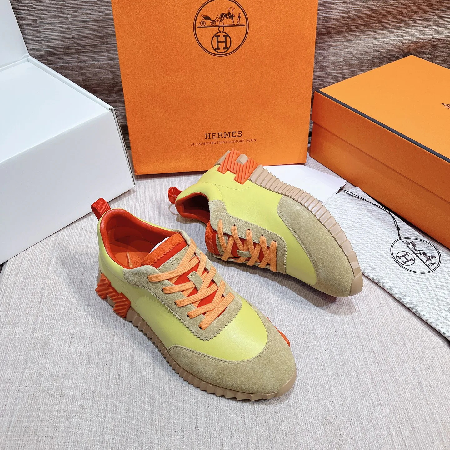 Кроссовки Женские Hermes 17749548