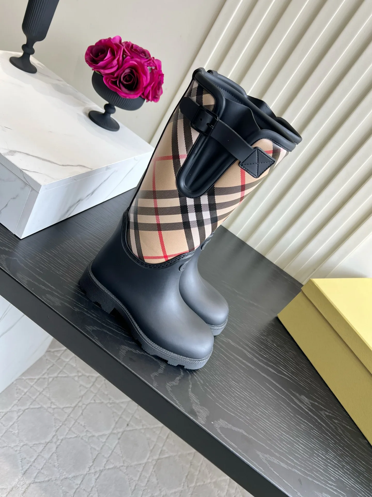 Сапоги Женские Burberry 18170853