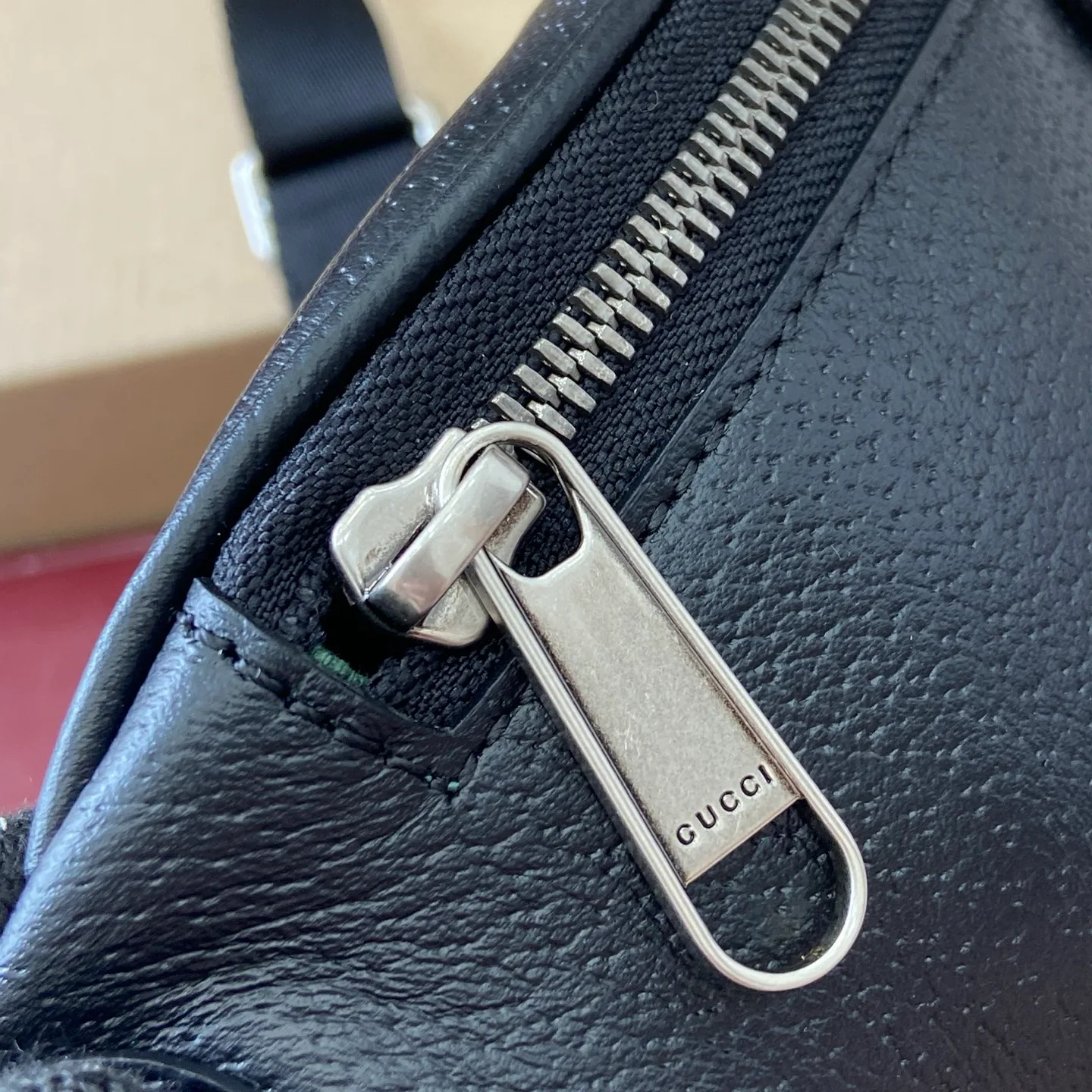 Классические Сумки Женские Gucci 11488792