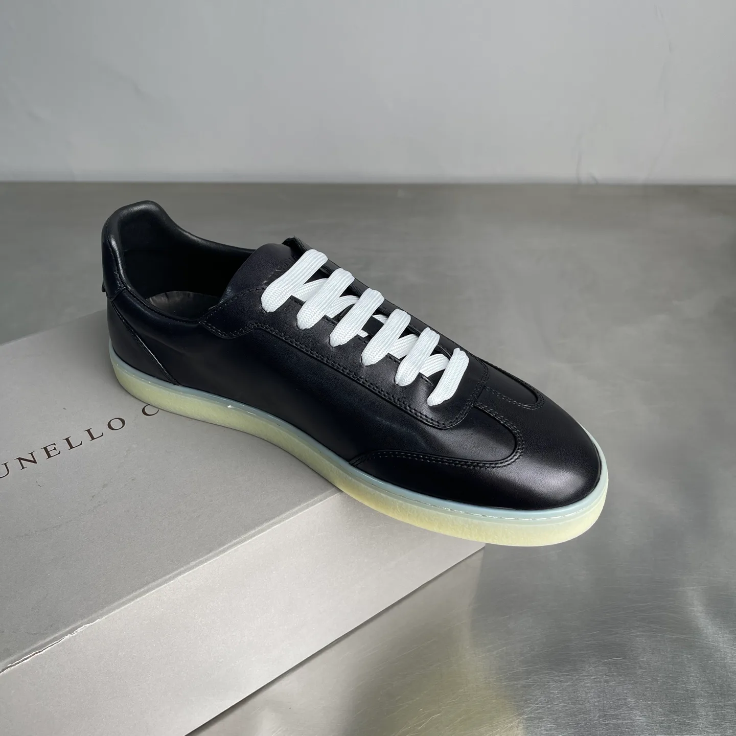 Кроссовки Мужские Brunello Cucinelli 18519419