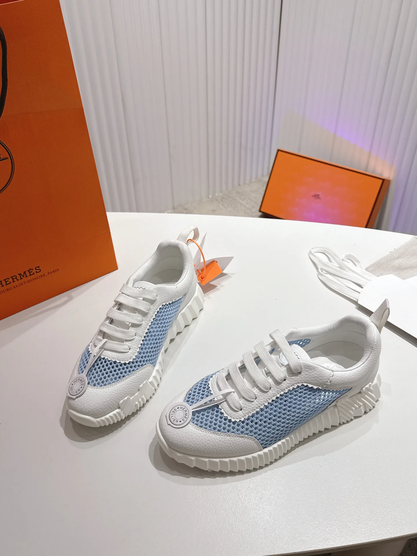 Кроссовки Женские Hermes 1744754