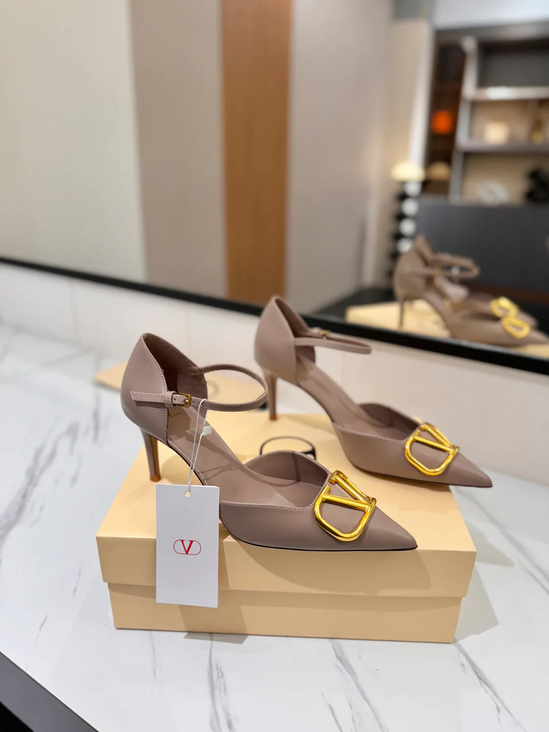 Босоножки Женские Valentino 11571419