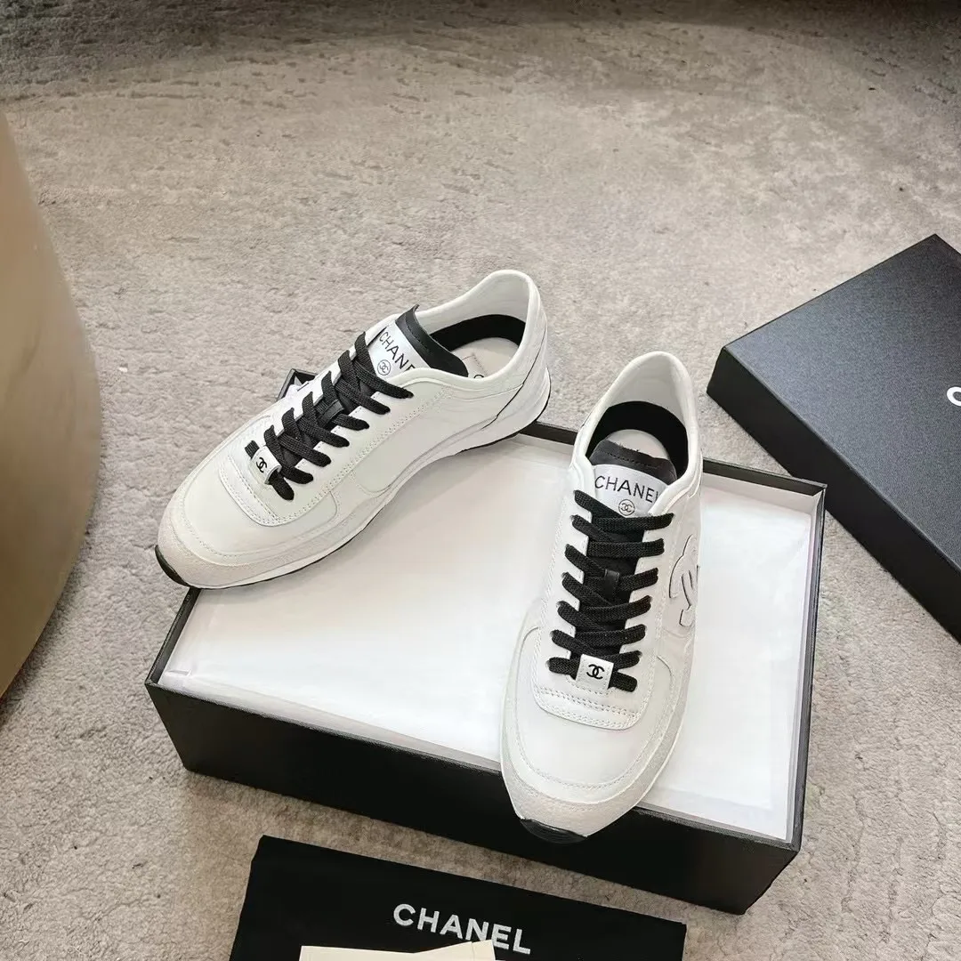 Кроссовки Женские Chanel 18780394