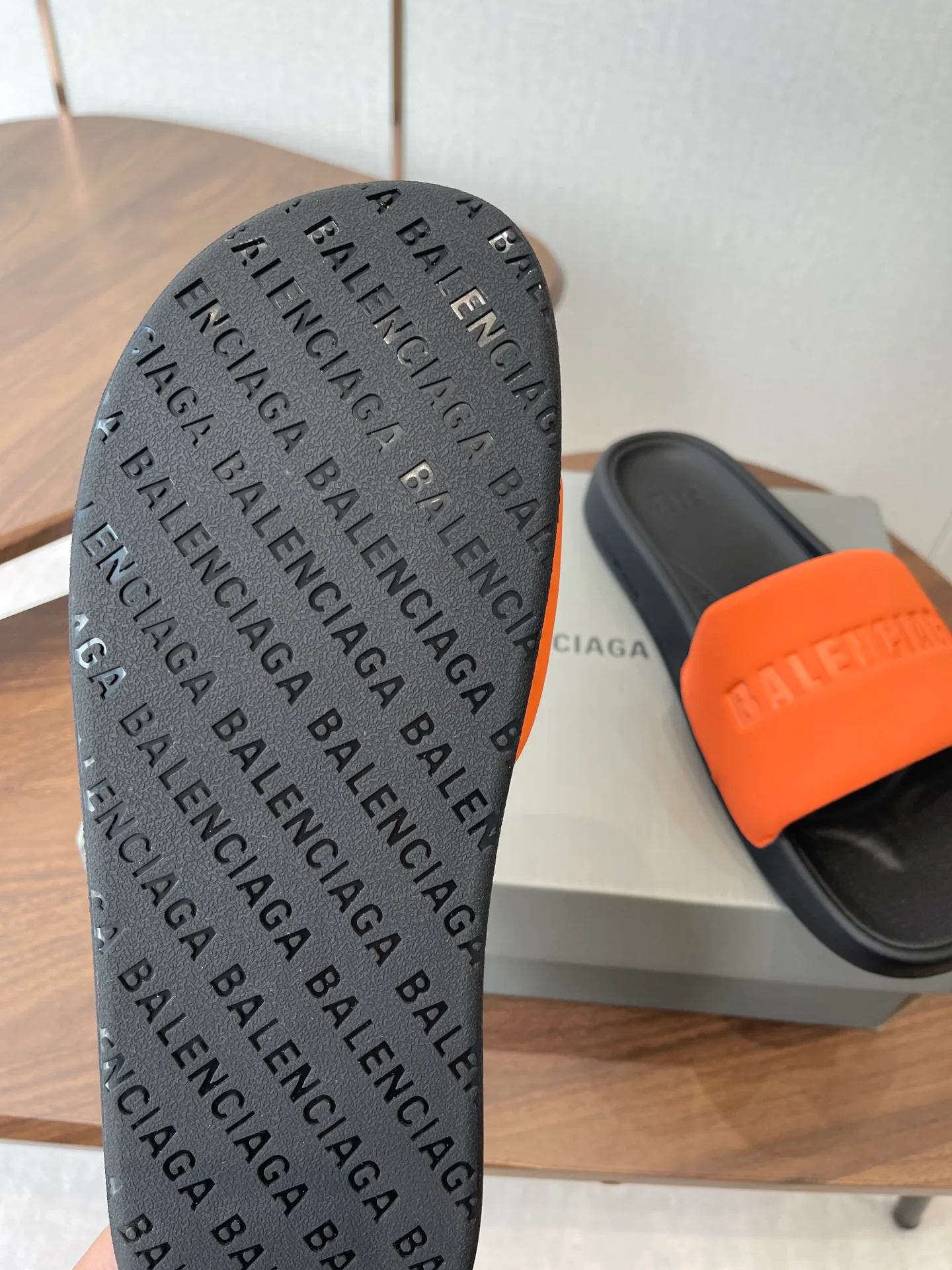 Шлепанцы Женские Balenciaga 11227406