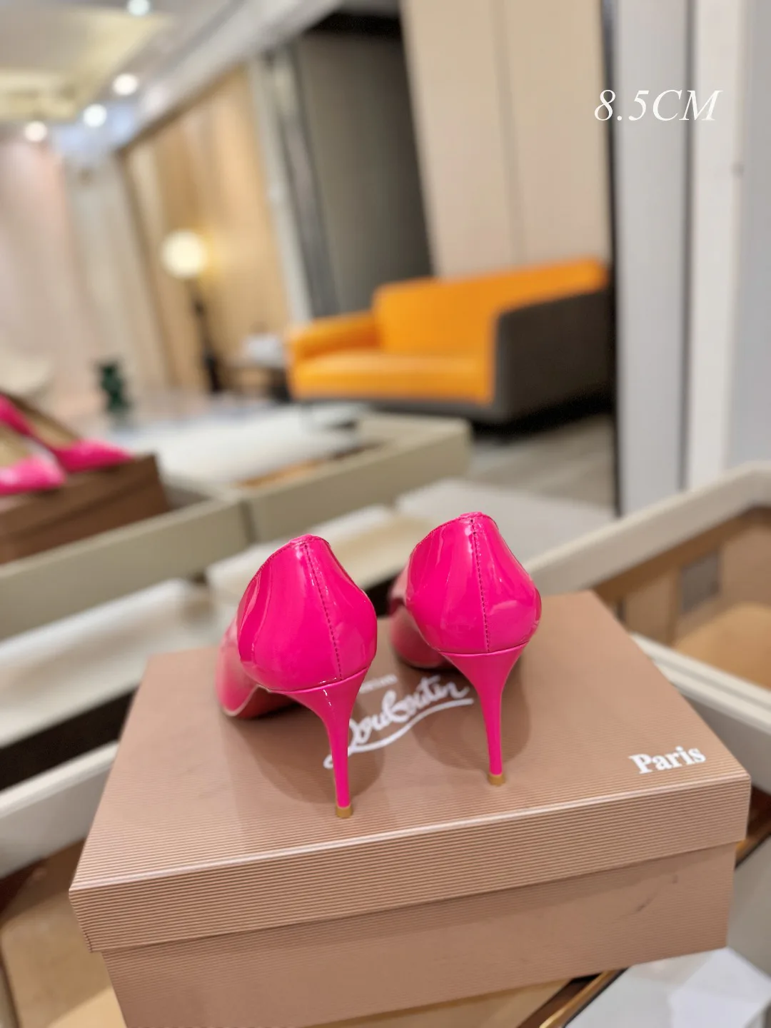 Туфли Женские Christian Louboutin 11079835