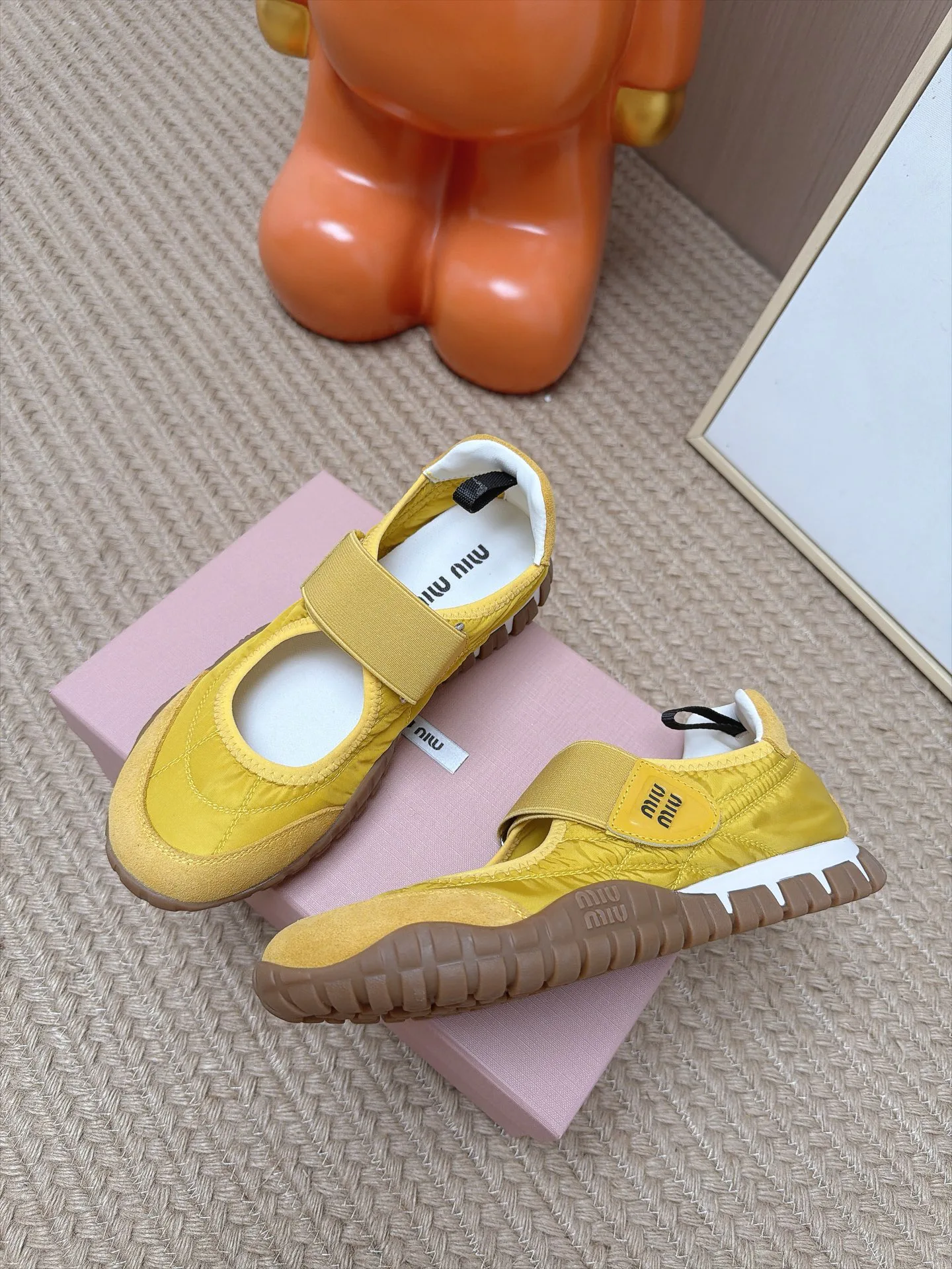Кроссовки Женские Miu Miu 18063019