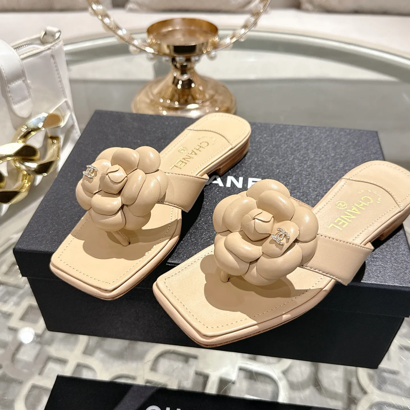 Шлепанцы Женские Chanel 12696617