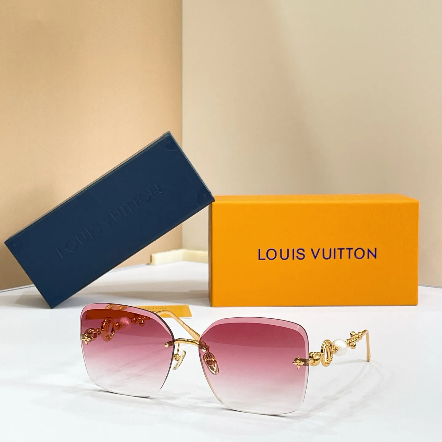 Очки Louis Vuitton 17495901