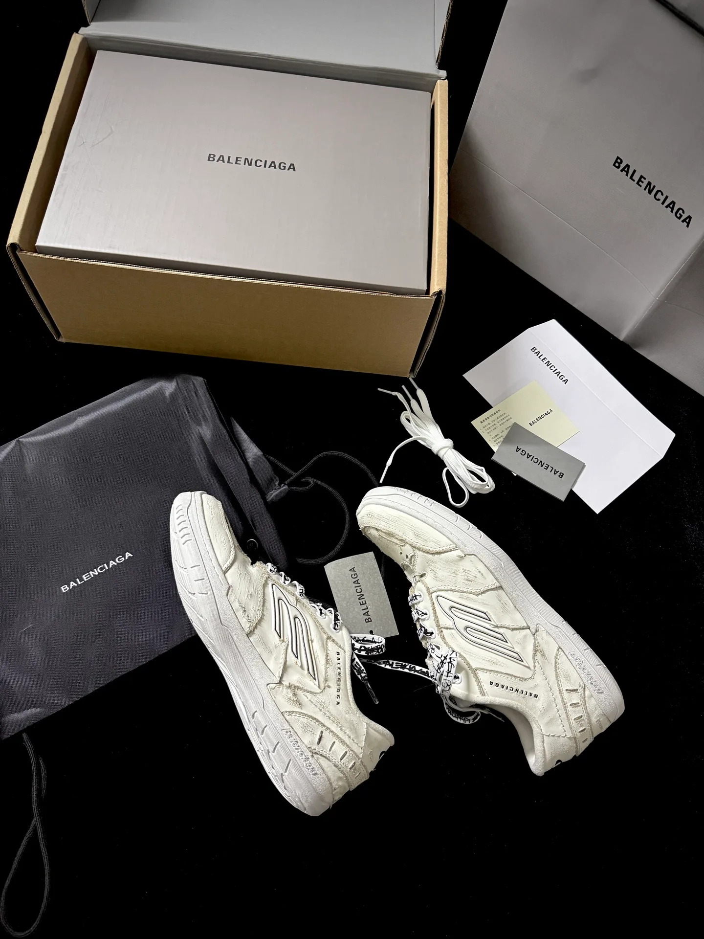 Кроссовки Женские Balenciaga 11470657