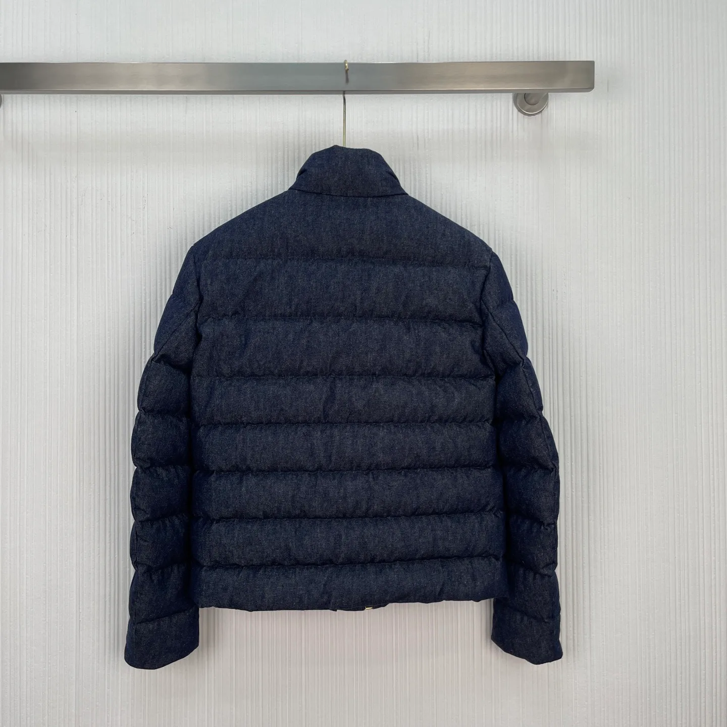 Куртки И Пуховики Женские Moncler 18952149