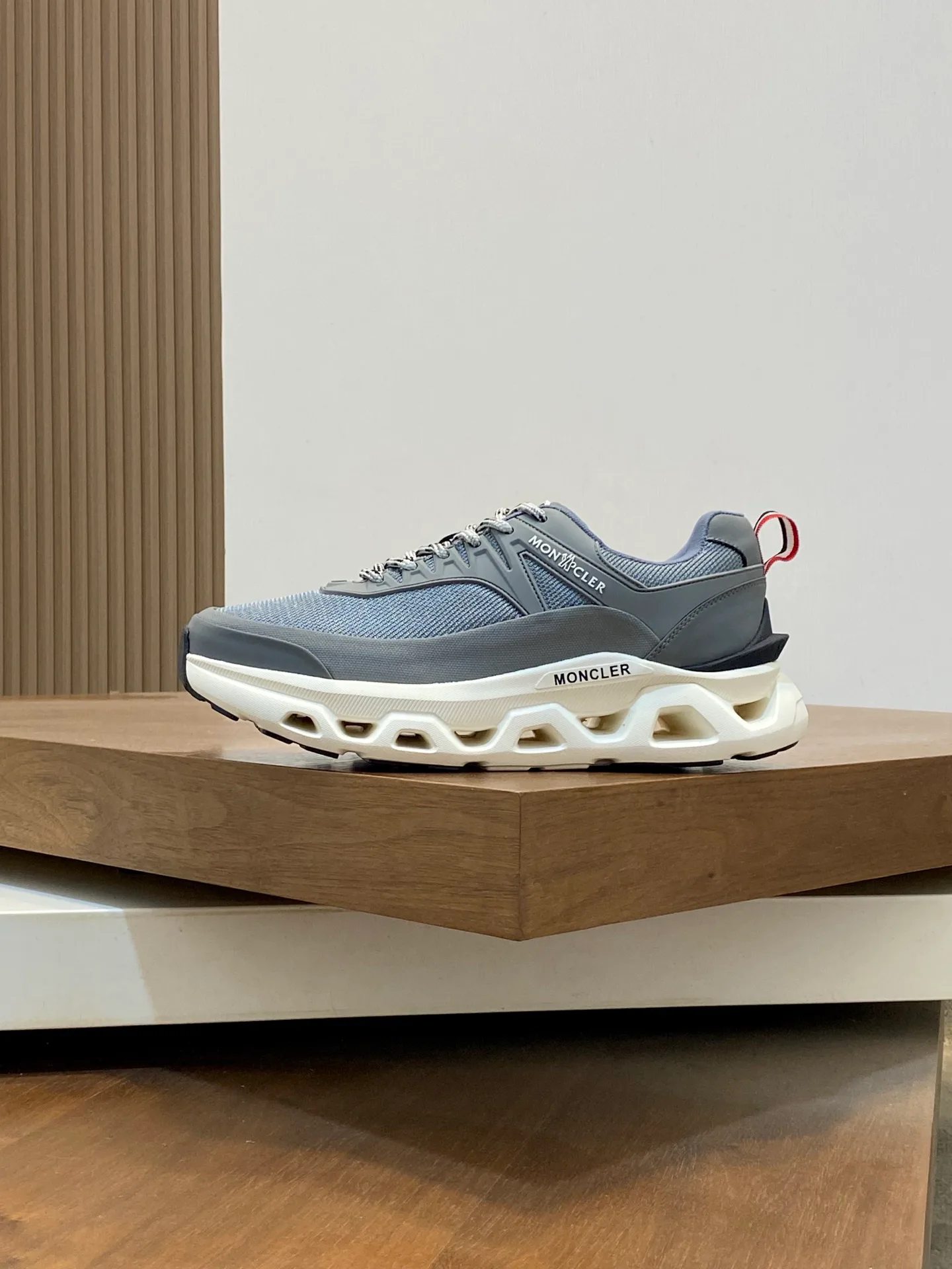 Кроссовки Мужские Moncler 11917399