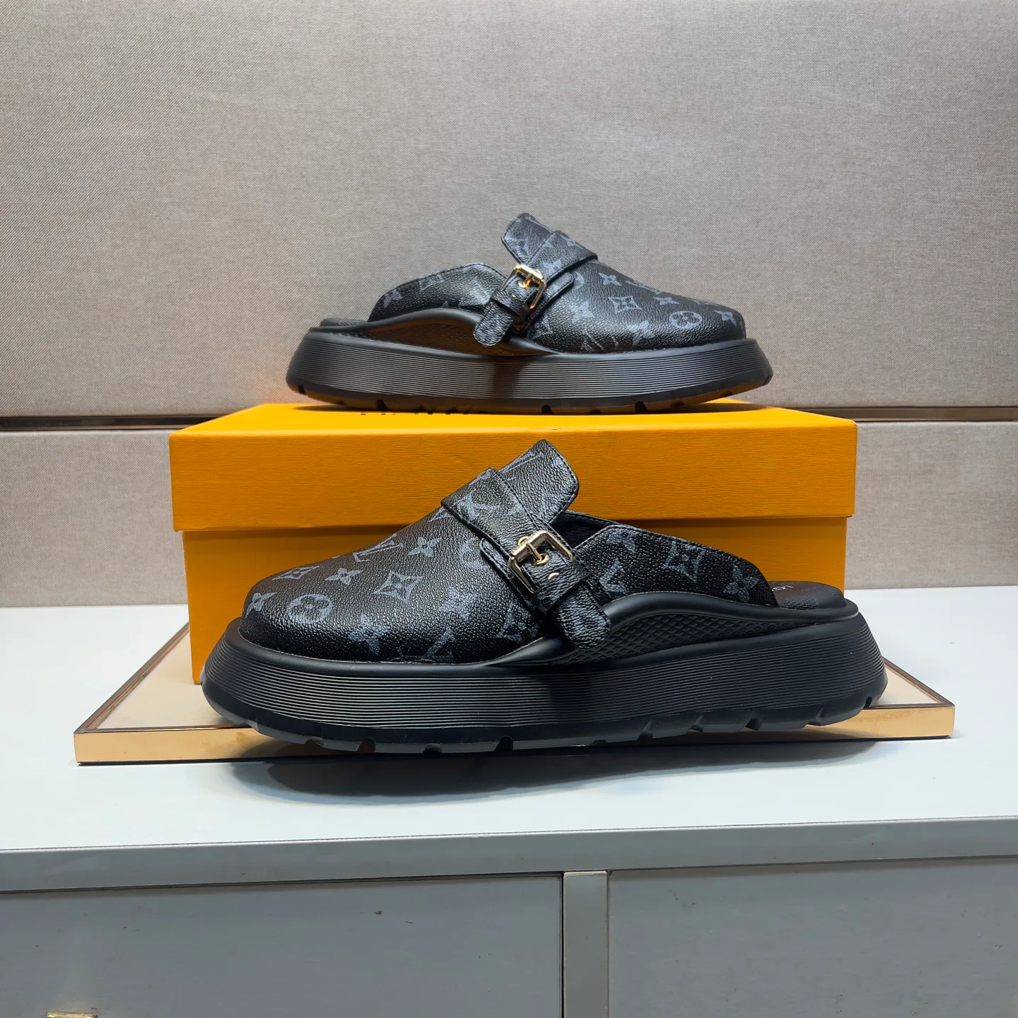 Мюли И Сабо Женские Louis Vuitton 74022