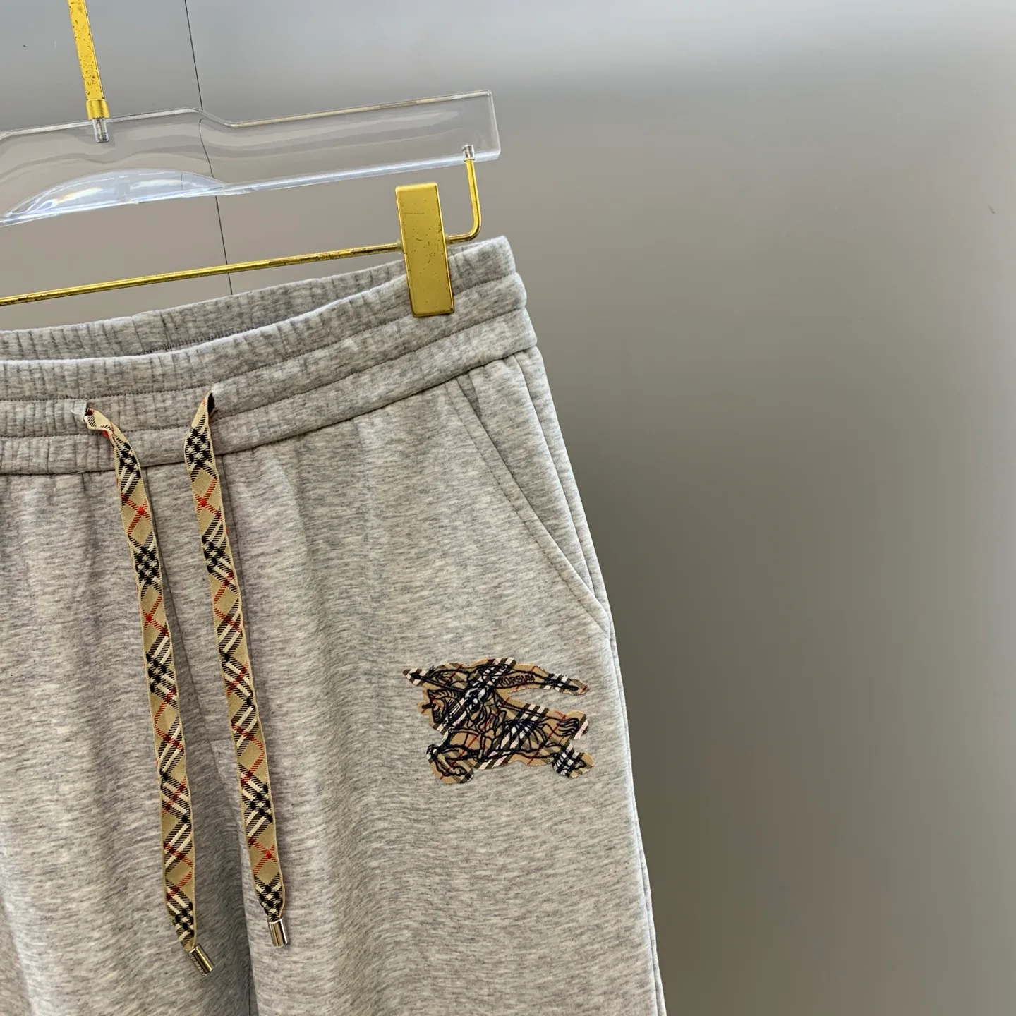 Брюки Женские Burberry 819029