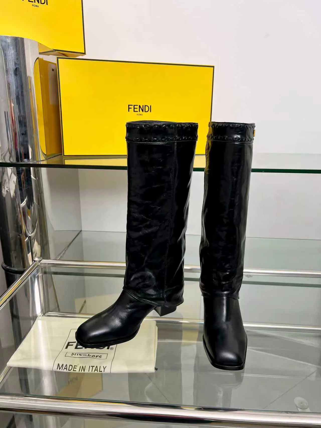Сапоги Женские Fendi 18104315