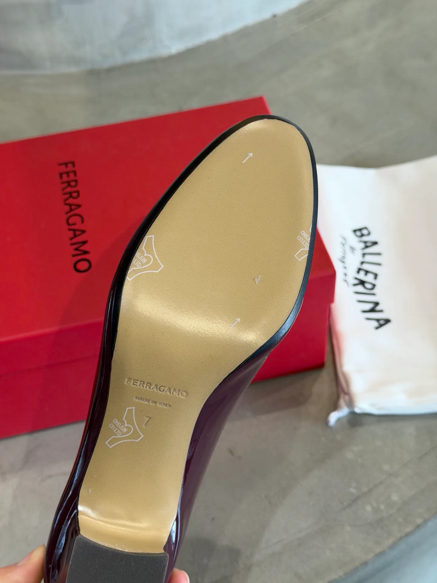 Туфли Женские Salvatore Ferragamo 11703594