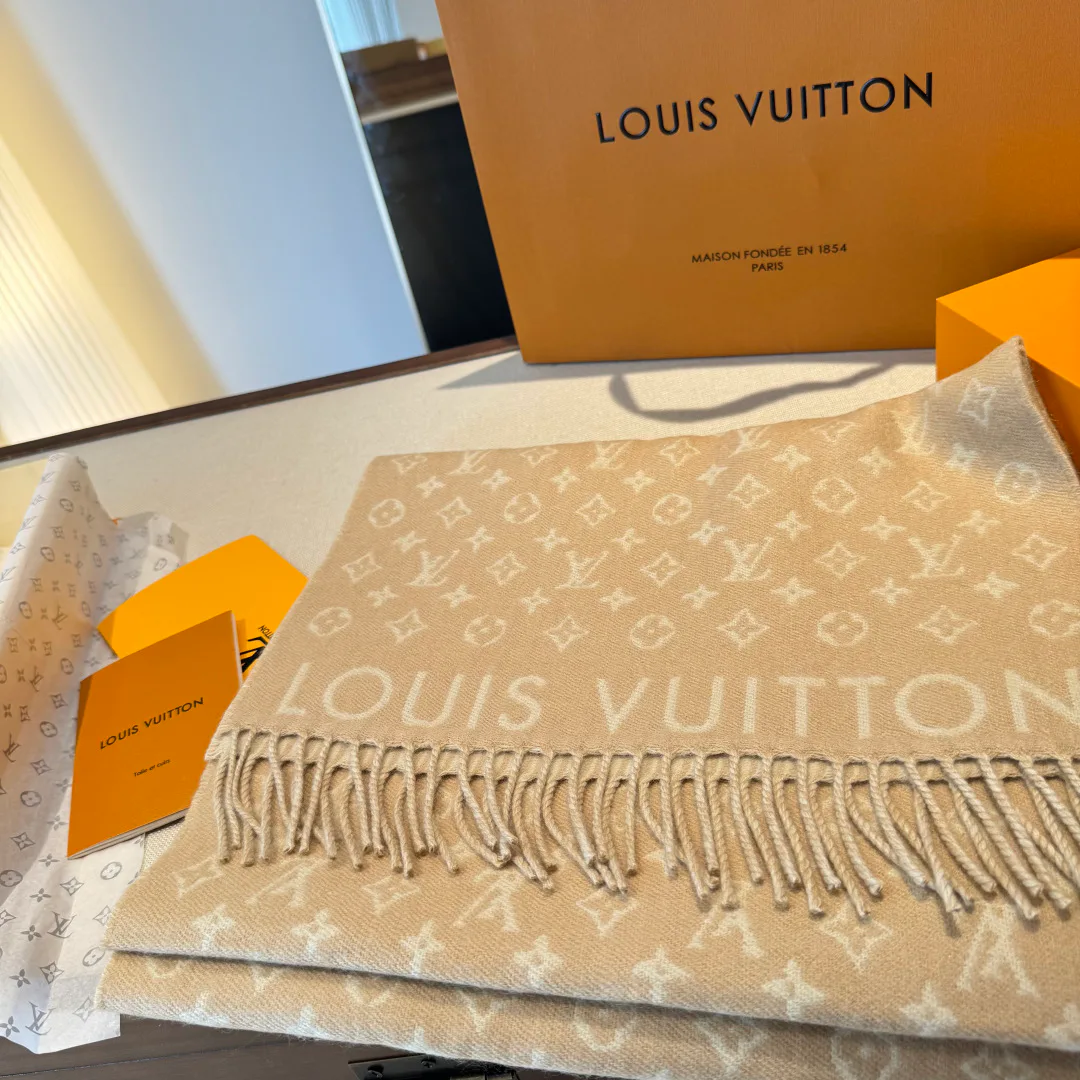 Шарфы Louis Vuitton 5073837