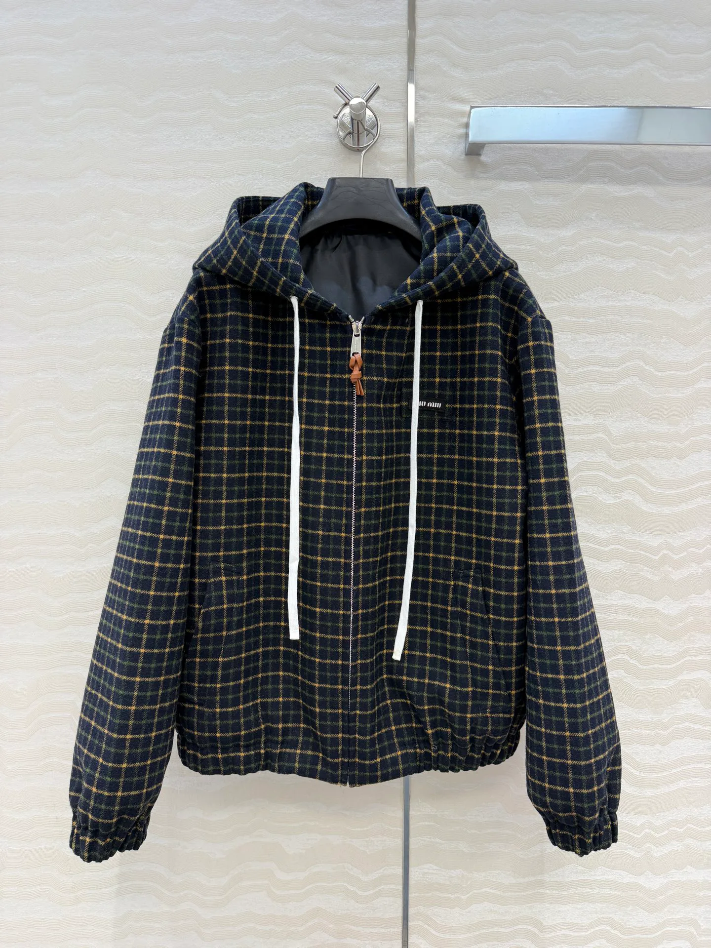 Куртки И Пуховики Женские Miu Miu 18501603