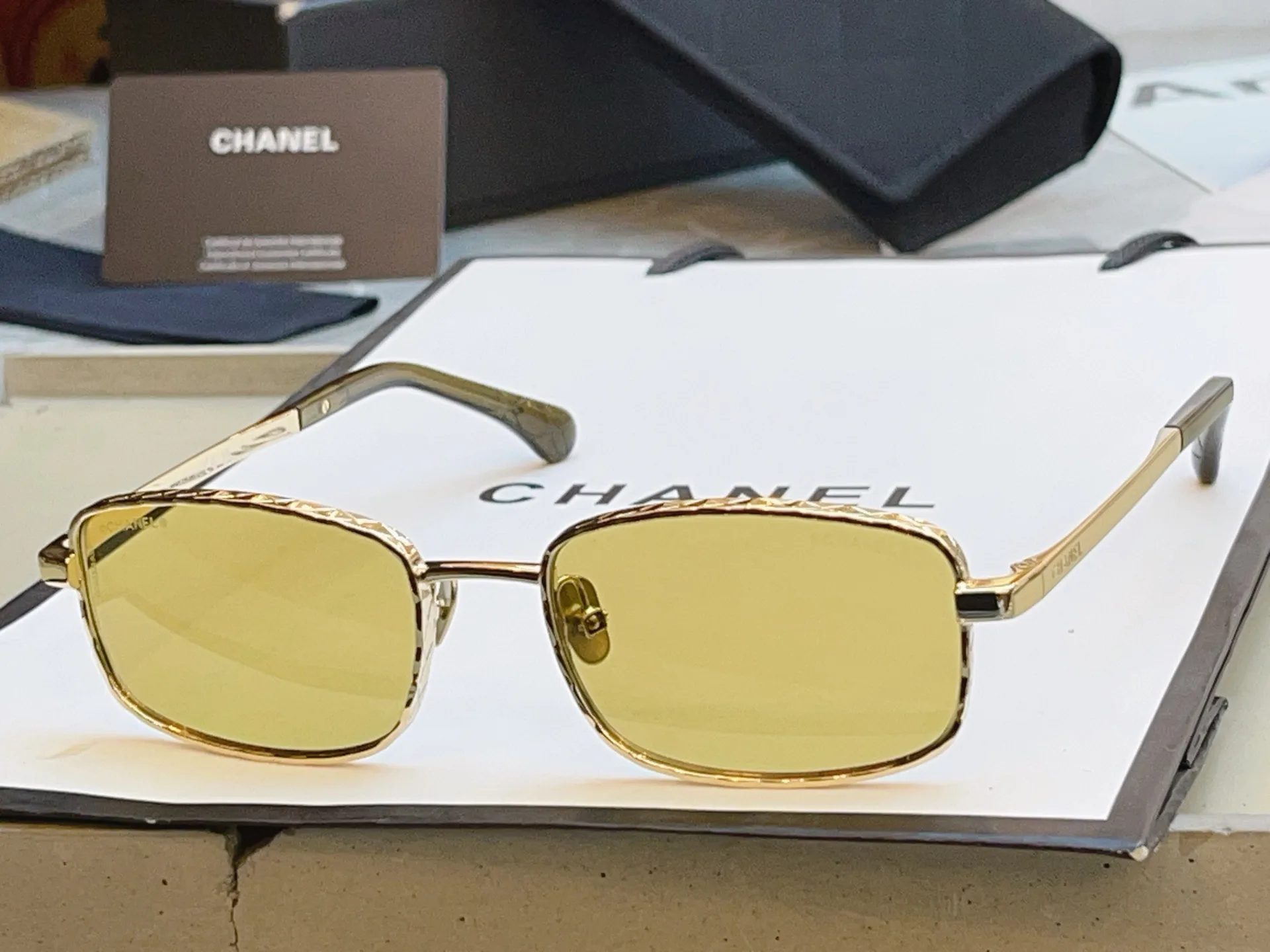 Очки Chanel 17428231