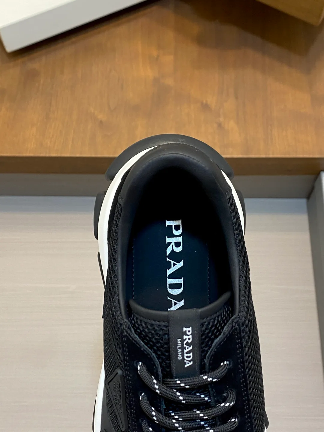 Кроссовки Мужские Prada 18055223
