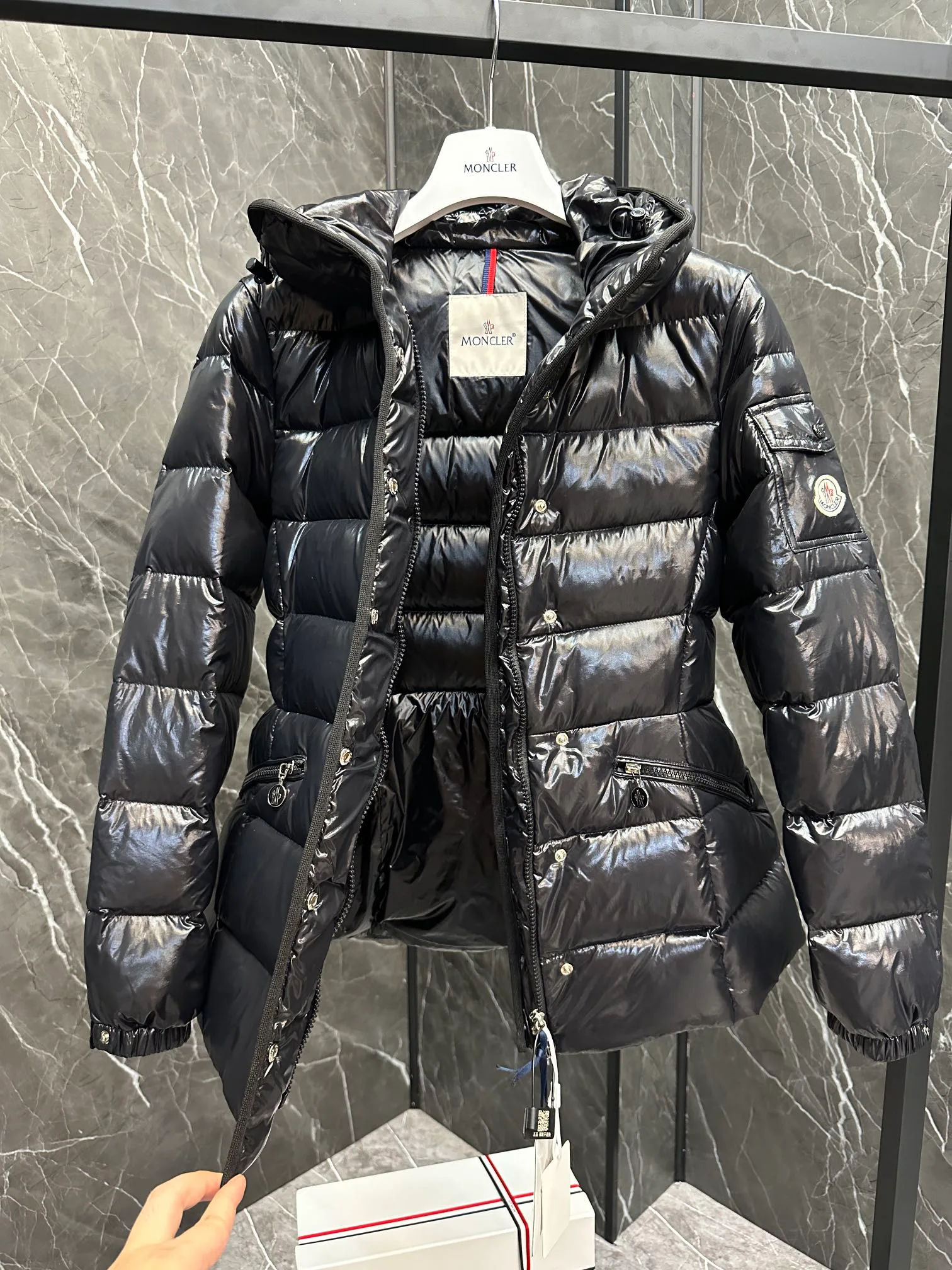 Куртки И Пуховики Женские Moncler 18722796