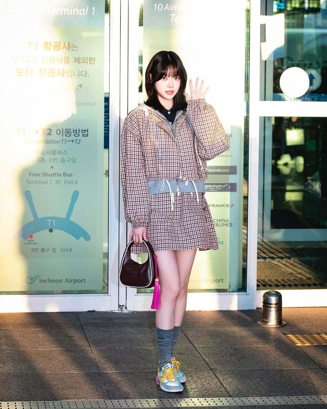 Шорты Женские Miu Miu 26580